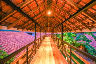 Olinia Airport Hotel - 5