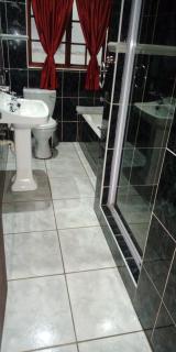 Eagles Rock Guest House - Pretoria - 1