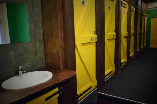 Naughty Squirrel Backpackers Hostel - 1