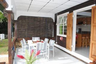 Kokogrove Chalets - Anse Royale - 8