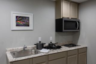 Budget Inn & Suites Baton Rouge - Baton Rouge - 3