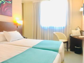 Hotel & Spa Real Ciudad De Zaragoza - Saragozza - 4
