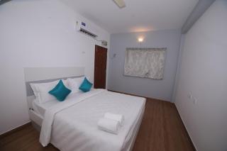 The Base Inn (where convenience meets luxury) - Pondicherry - 7