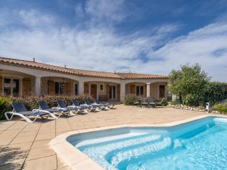 Spacious villa in Pouzols-Minervois with pool - Pouzols-Minervois - 0