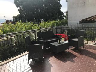 Apartments Mirna with parking - 9