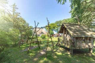 Ferienwohnungen im Reetdachhaus - Ummanz - 1