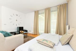 Quality Point Apartments 0-24 reception - Budapeste - 7