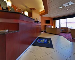 Best Western Plus Reading Inn & Suites - Reading - 6
