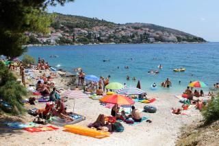 Apartments with parking spaces Mavarstica, Ciovo - 17803 - Trogir - 8