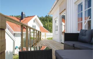 Amazing Home In Staubø With Wifi - 6