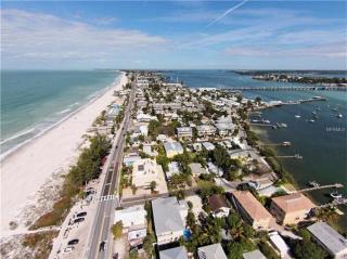 Tides Inn on the Bay Vacation Homes - 1