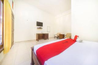 RedDoorz near Nusa Cendana University - Kupang - 7