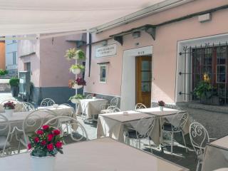 Hotel Centrale, Typically Swiss - Poschiavo - 8