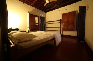 Aqualillies Water Front Heritage Homestay - Kumarakom - 3