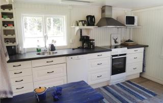 Awesome Home In Lammhult With Kitchen - Asaryd - 4