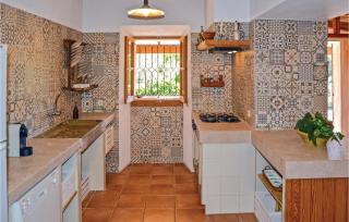 Nice Home In Pòrtol With Kitchen - Pòrtol - 7