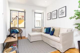 LovelyStay - Traditional Alfama View - Lisbona - 5