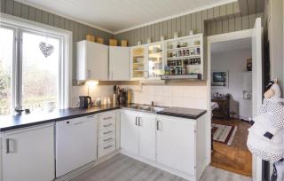 Cozy Home In Åsensbruk With Kitchen - Åsensbruk - 1
