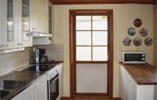 Three-Bedroom Holiday Home In Valdemarsvik - 2