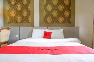 RedDoorz Plus at Hotel Srikandi Kendari - Kendari - 3