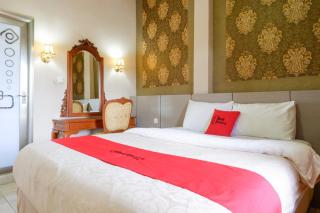 RedDoorz Plus at Hotel Srikandi Kendari - Kendari - 3