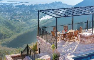 3 Bedroom Beautiful Home In Tivat - 1