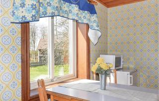 Two-Bedroom Holiday Home In Lenhovda - 3
