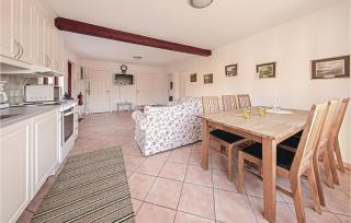 Three-Bedroom Holiday Home In Tomelilla - Tomelilla - 3