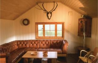 One-Bedroom Holiday Home In Borgund - Borgund - 4