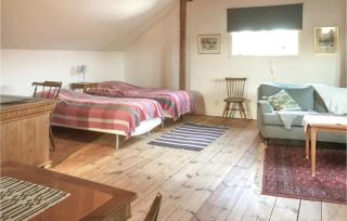 2 Bedroom Beautiful Home In Rimforsa - Skälhamra - 1
