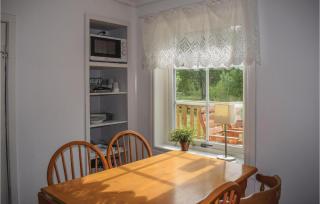 One-Bedroom Holiday Home In Gullabo - 6