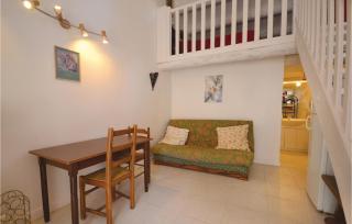 Amazing Home In Crillon Le Brave - Crillon-le-Brave - 9