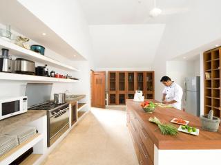 Villa Sepoi Sepoi by Elite Havens - Tanjung - 6