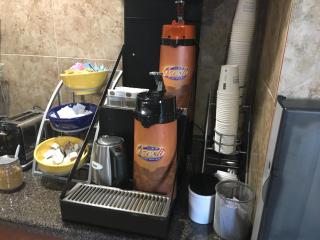 Days Inn by Wyndham Lincoln - Lincoln - 1