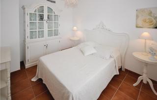 Amazing Home In Roquebrune Sur Argens - Roquebrune-sur Argens - 6