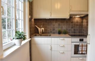 Two-Bedroom Holiday Home In Hollviken - Höllviken - 7