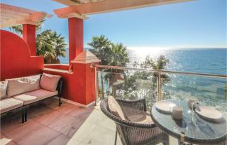 2 Bedroom Cozy Apartment In Estepona - Estepona - 0