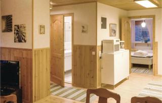 One-Bedroom Holiday Home In Yngsjo - 3