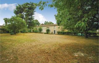 4 Bedroom Beautiful Home In St Germain - Saint-Germain-de-la-Rivière - 0