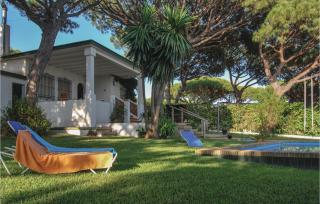 4 Bedroom Gorgeous Home In Mazagón - 0