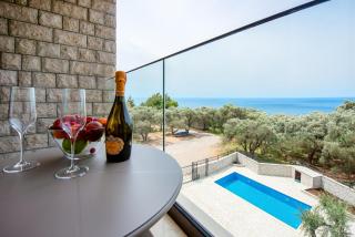 Adria lux apartmens 2 - Sveti Stefan - 0