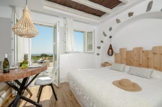 Naxos Island Escape Suites - 8