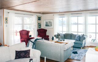 Awesome Home In Svolvær With Wifi - Svolvær - 9