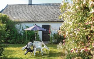 Two-Bedroom Holiday Home In Ystad - 0