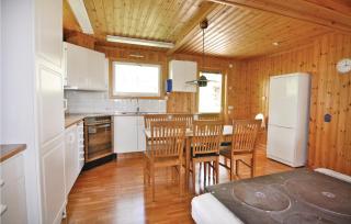 2 Bedroom Stunning Home In Uddevalla - 1