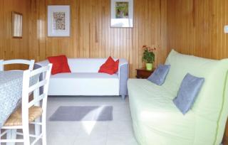 Lovely Home In La Chapelle En Juger - Montreuil-sur-Lozon - 9