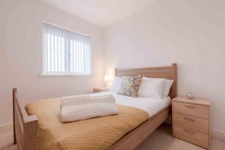 The Penthouse @ Waterside Grange - Slough - 1