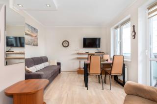 Comfy Apartments with Balcony Turystyczna Międzyzdroje by Noclegi Renters - Misdroy - 1