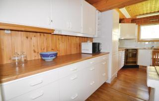 2 Bedroom Stunning Home In Uddevalla - Ammenäs - 2