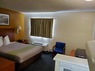 Motel 6-Richmond, VA - I-64 West - Richmond - 7
